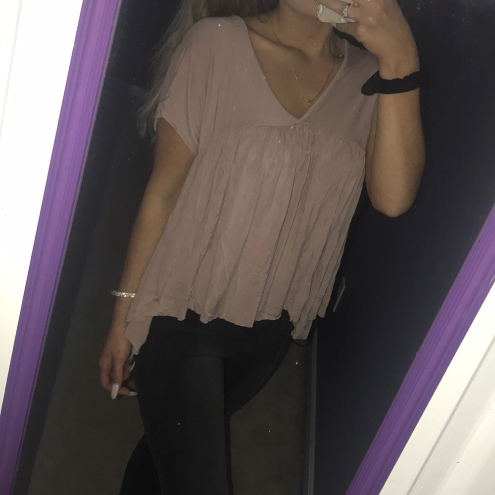 AEO American eagle Soft and Sexy flowy pink top